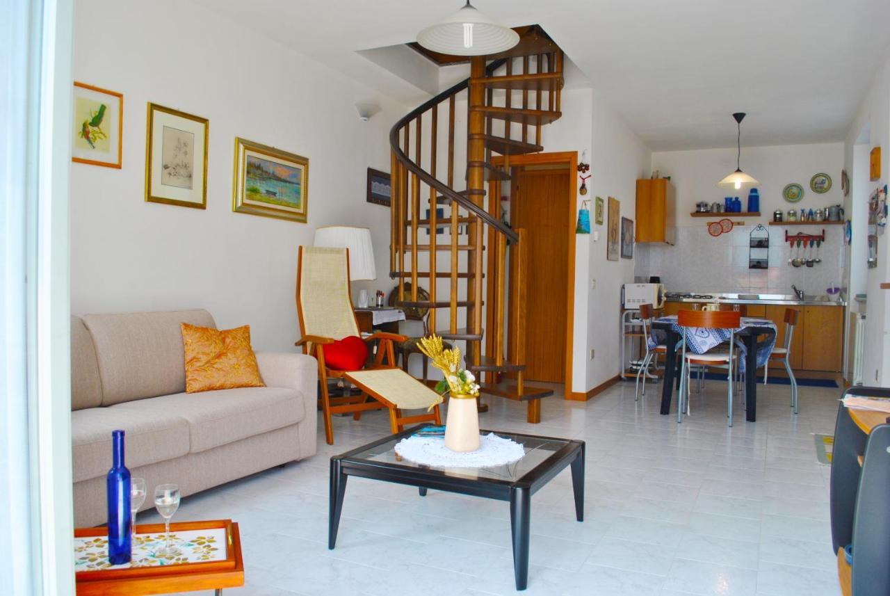 Appartamento Loft With Big Terrace Lake View Sala Comacina Esterno foto